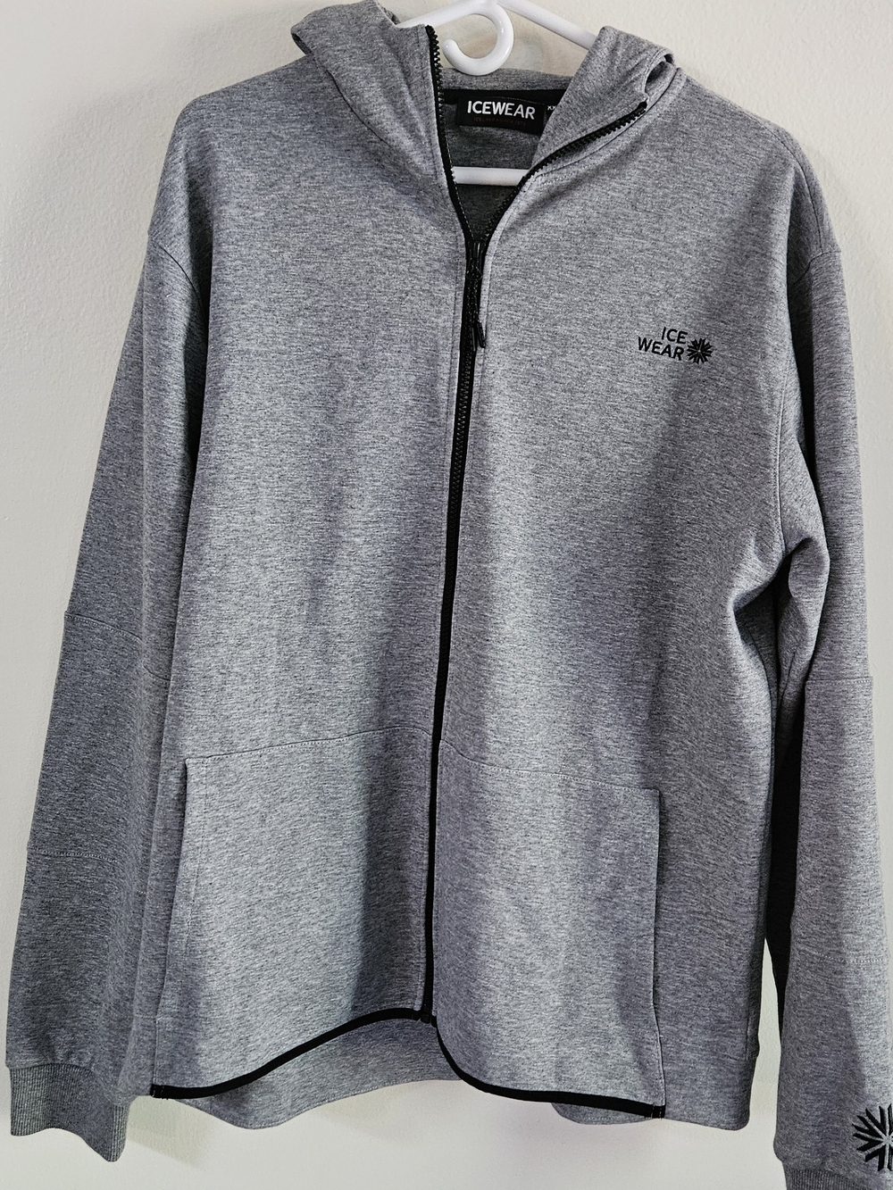 Icewear Men's Gray Full-Zip Hooded Jacket. Fall, Islandic, Cozy